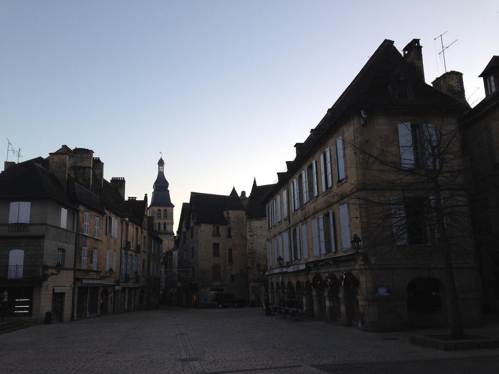 Chambres D'Hotes Le Casse Noixサルラ・ラ・カネダ エクステリア 写真